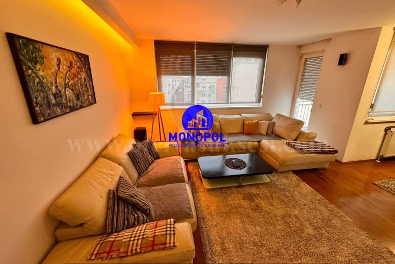 Jap me qira banesen 102m2 kati i -III-/Prishtine — fotografia 1