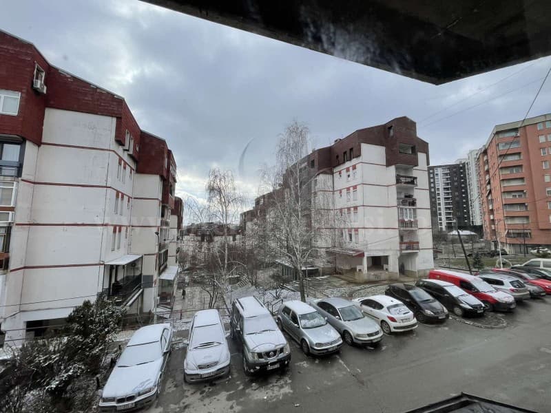 Jap me qira banesen 80m2 kati i -I-/Prishtine — fotografia 6