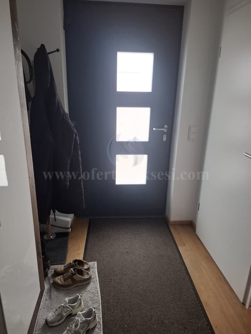 Shes ose Nderroj banesen 50m2 kati i -IV-/Prishtine — fotografia 2