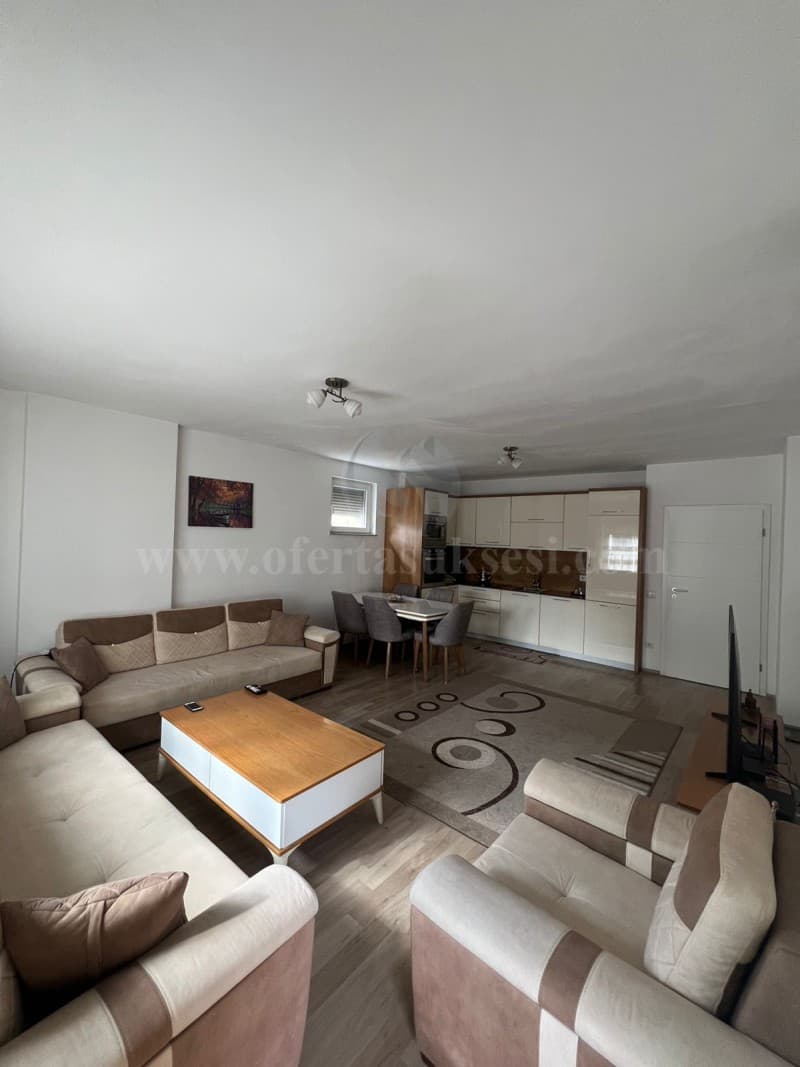 Shes banesen 87m2 kati i -VII-/Fushe Kosove — fotografia 1