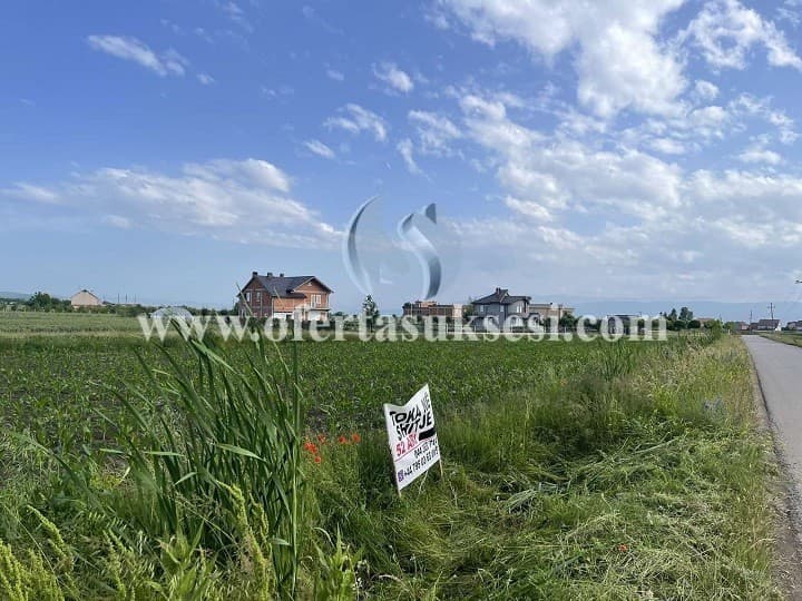 Shes 52 ari truall / Lipjan — fotografia 4