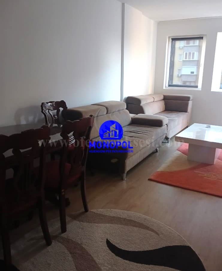 Jap me qira banesen 78m2 kati i -II- / Prishtine — fotografia 1