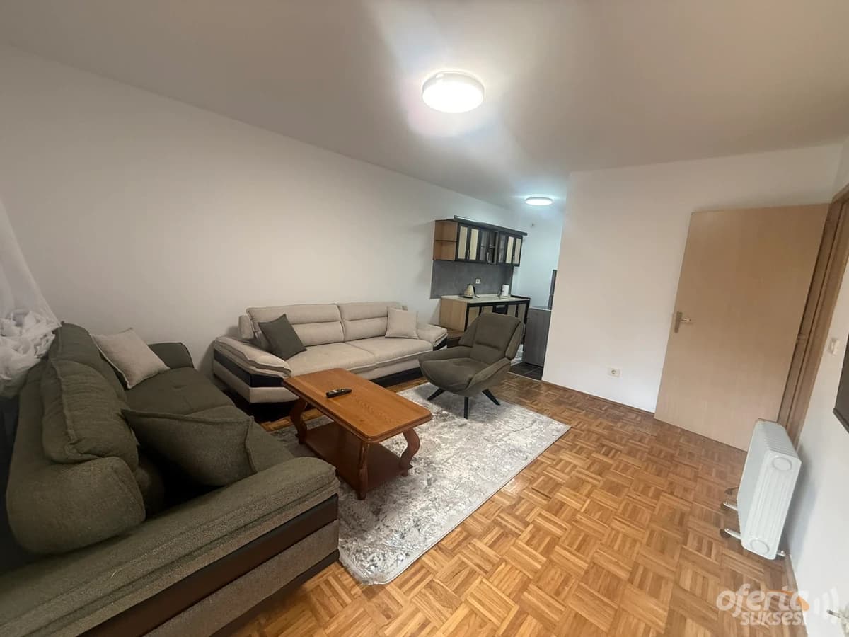 Jap me qira banesen 60m2 kati perdhes/ Prishtine — fotografia 2