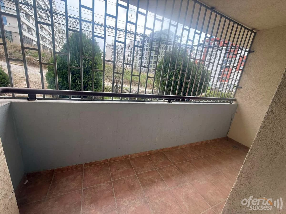 Jap me qira banesen 60m2 kati perdhes/ Prishtine — fotografia 8