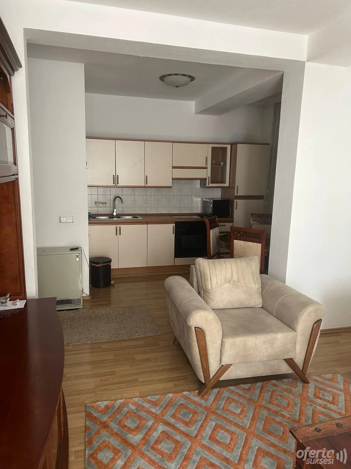 Jap me qira banesen 80m2 kati i -I-/Prishtine — fotografia 7