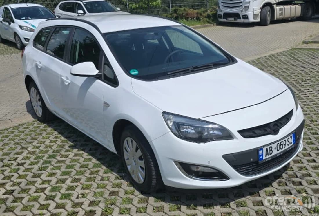 Shes Opel Astra — fotografia 1