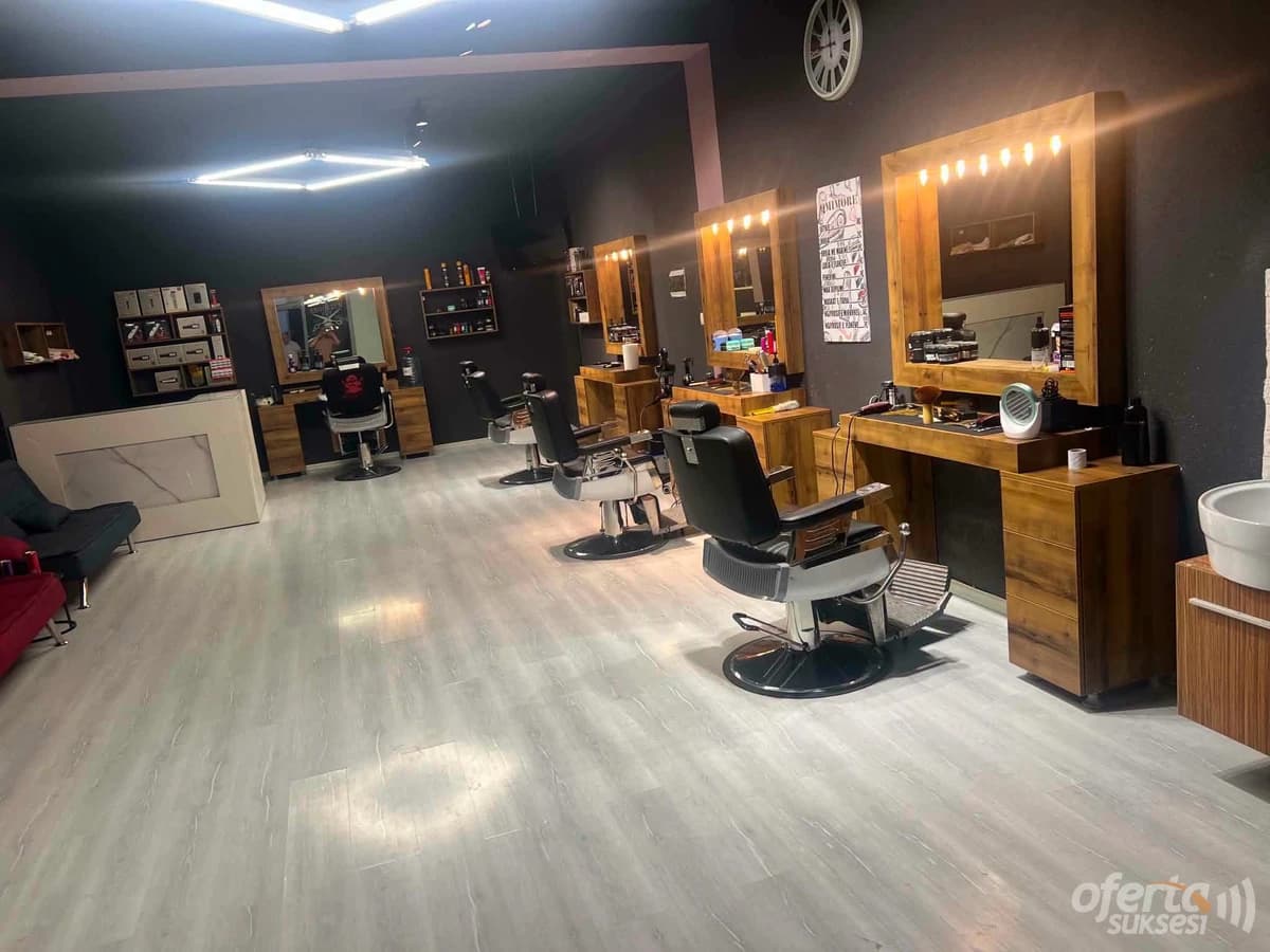 Shes Inventar për Barber Shop-Sallon Bukurie — fotografia 1