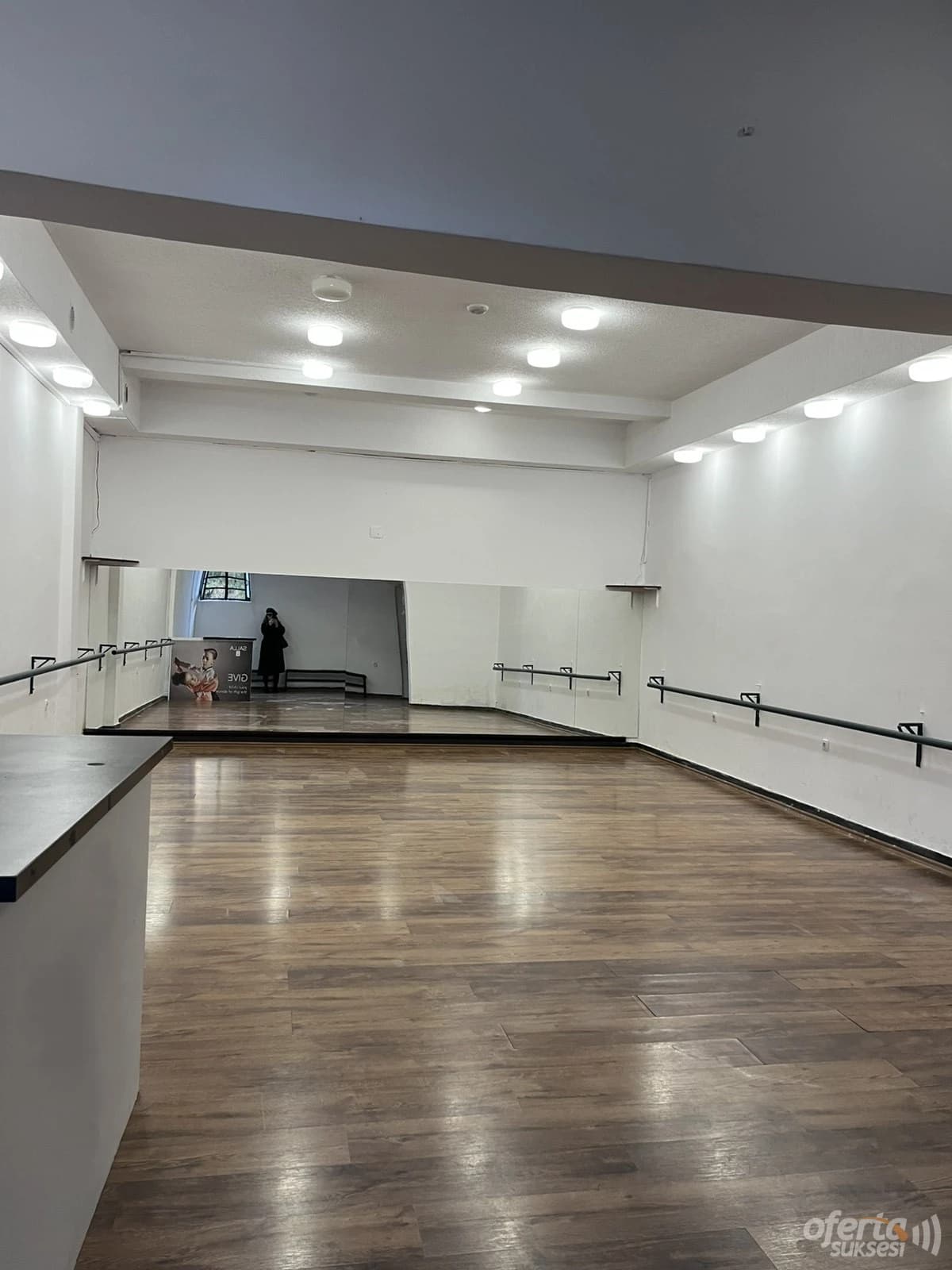 Jap me qira lokalin 70m²/Prishtinë — fotografia 1