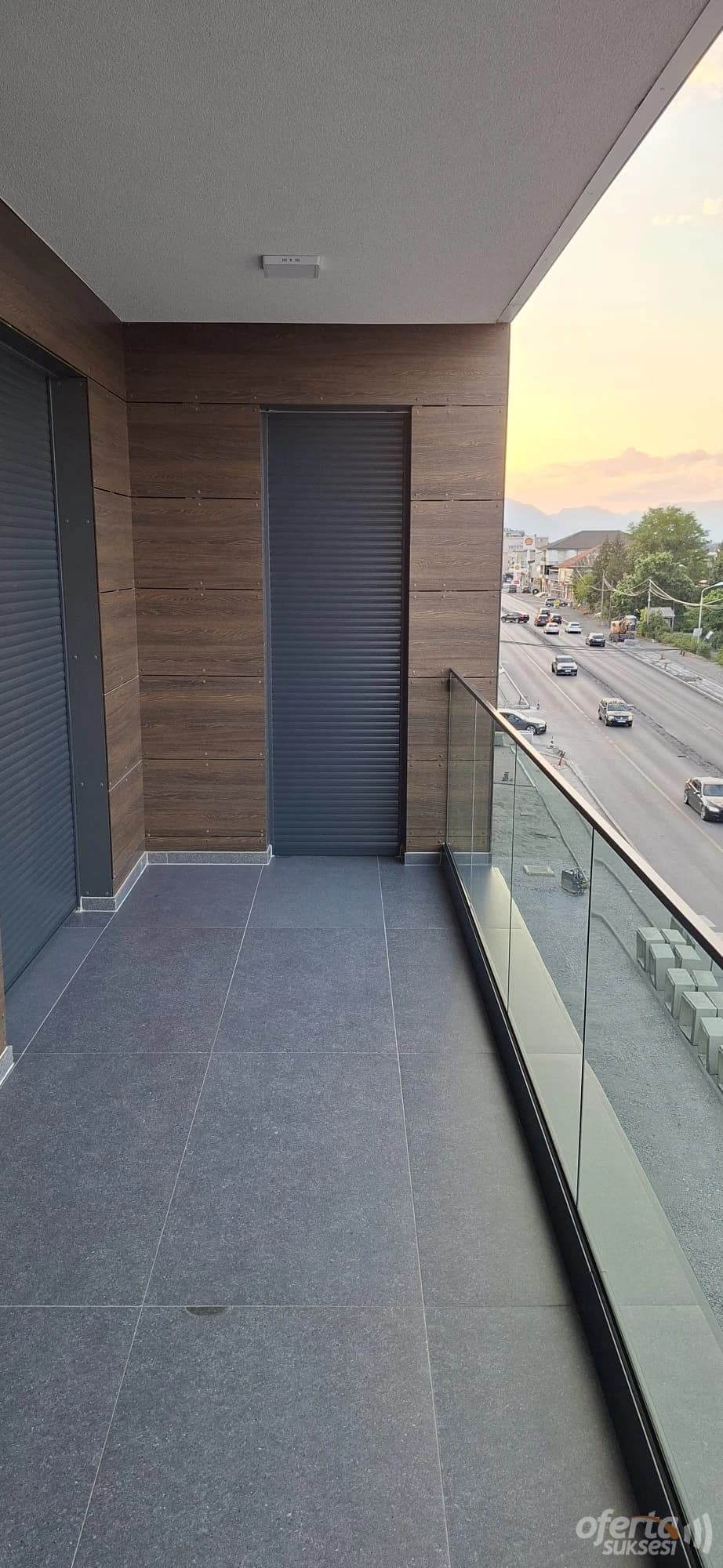 SHES APARTAMENT I RI (I POSA NDËRTUAR) DHE CILËSOR - I MOBILUAR - GJAKOVË — fotografia 6