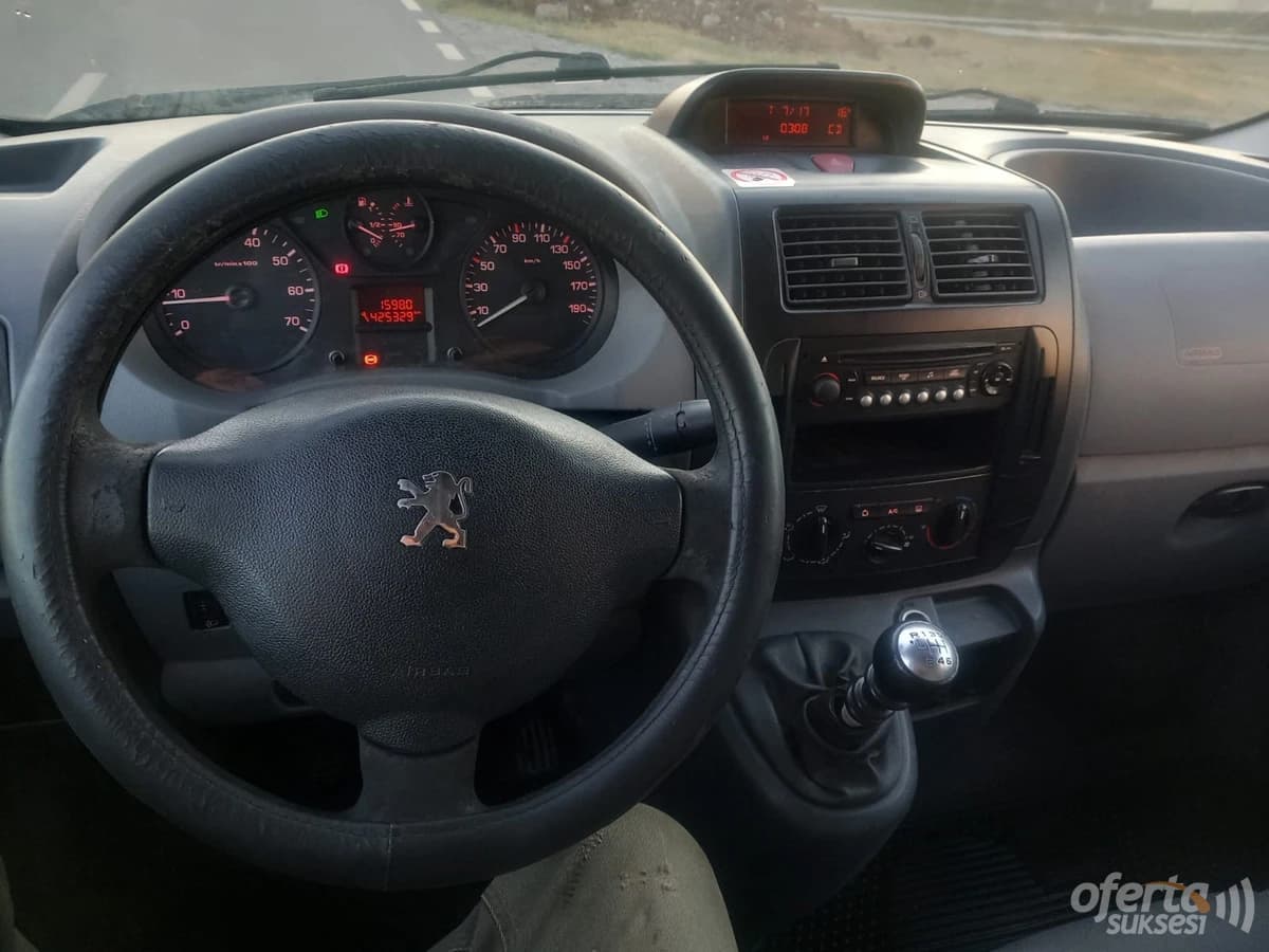 Shes Peugeot Furgon 2.0 HDI — fotografia 4