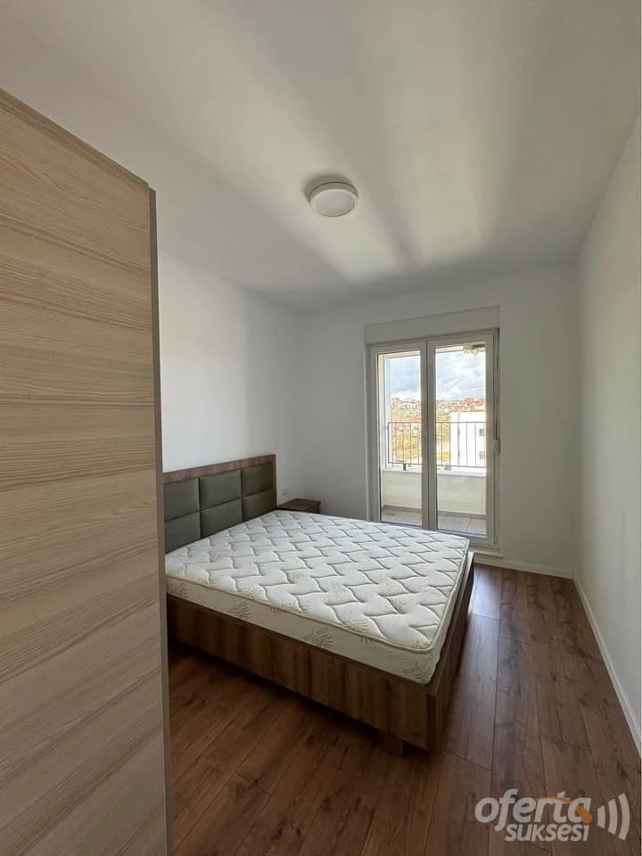 Jap me qira banesen 56m2 kati i -XIV- / Prishtine — fotografia 6