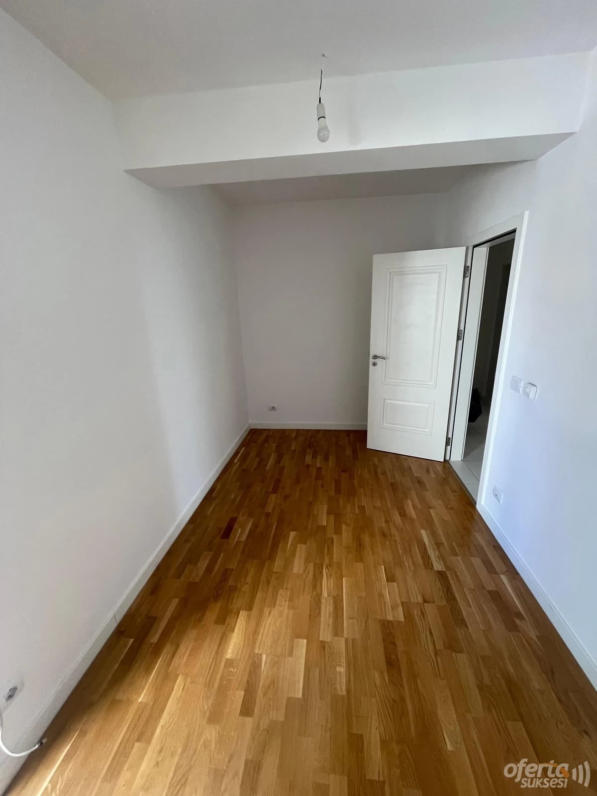 Jap me qira banes-zyren me qira 70m2 / Prishtine — fotografia 4