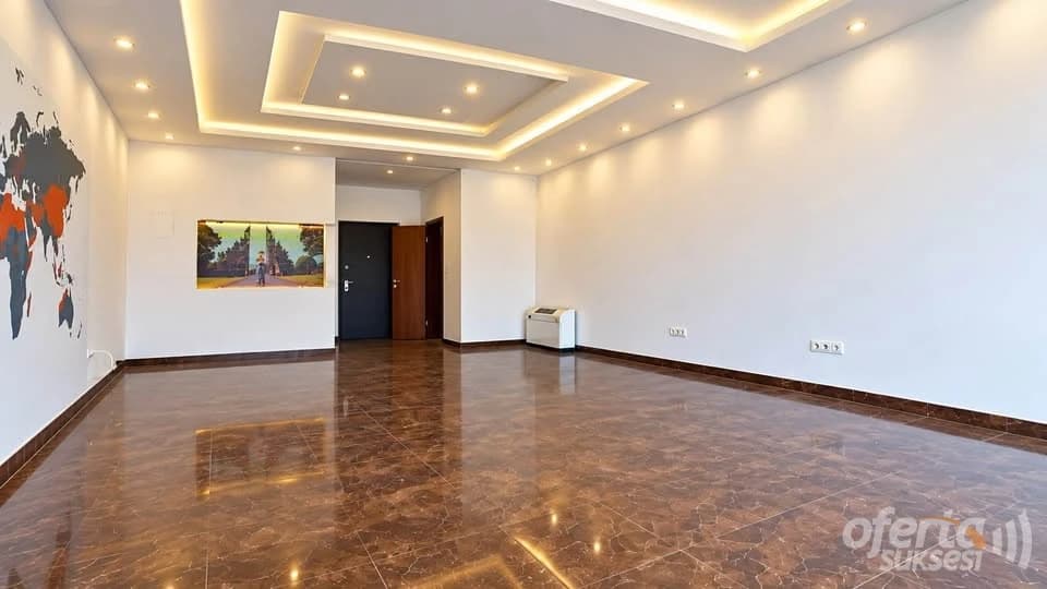 Jap me qira lokalin 50m2 kati i -I- / Prishtinë — fotografia 4