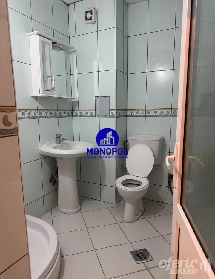 Jap me qira banesën-garsonieren 50m2 kati i -VII- / Prishtinë — fotografia 3