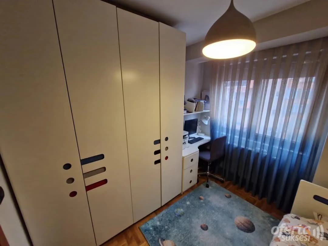 Shes banesë moderne në qendër të qytetit,te Qafa, afër Shkollës Meto Bajraktari/Prishtinë — fotografia 6