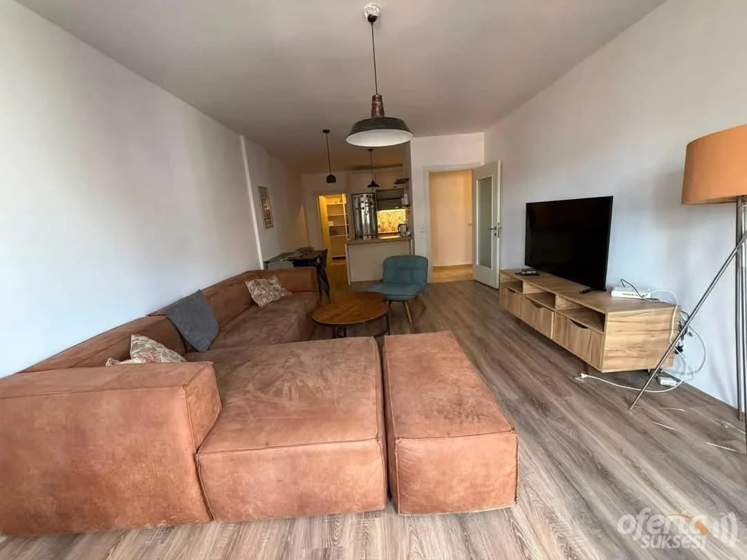 SHES BANESËN E MOBILUAR 75 m² – RRUGA MUHARREM FEJZA - PRISHTINË — fotografia 1