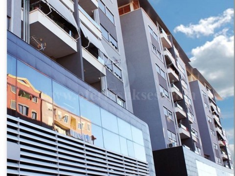 Shes ose Jap me qira zyren 121m2 kati i -II- / Tirane