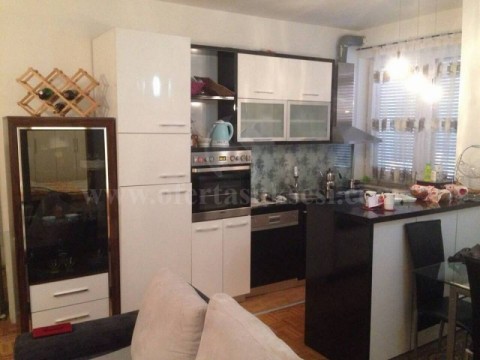 Jap me qira banesen 80m2 kati i -I- / Prishtine