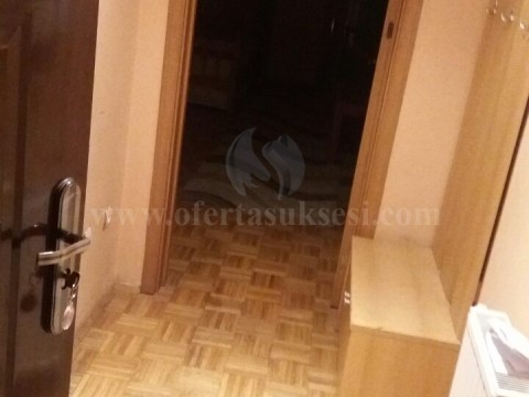 Jap me qira bnesen(garsoniere) 35m2 kati i -VII- / Prishtine