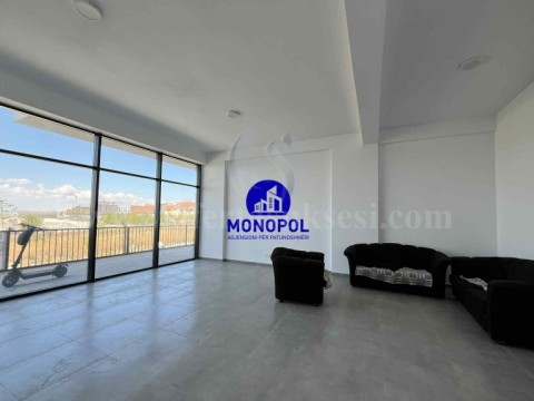 Jap me qira lokalin 50m2 kati i -I-/Prishtine