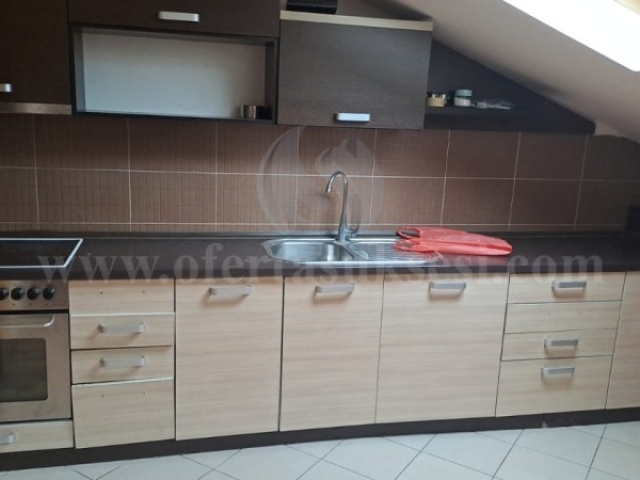 Shes banesen 75m2 kati i fundit nen kulem / Prishtine