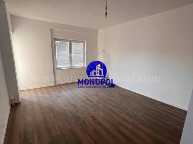 Jap me qira banesen-zyren 80m2 kati i -V- / Prishtine