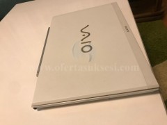 Shes llaptobin Sony dhe tabletin Samsung