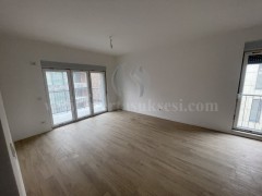 Jap me qira banesen-zyren 84m2 kati i -IV- / Prishtine